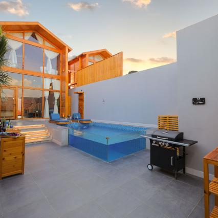 اكواخ البحيرات 103